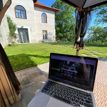 Apartment In Casa Cu Gradina - Warthe House Brasov